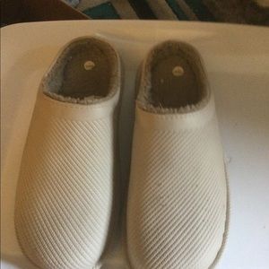 UNBRANDED mens house slippers size 11